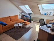 Schöne, teilmöblierte 2,5-Zi-DG-Wohnung in Schwetzingen, nah Schloss, für Singles/Paare/Studenten - Schwetzingen