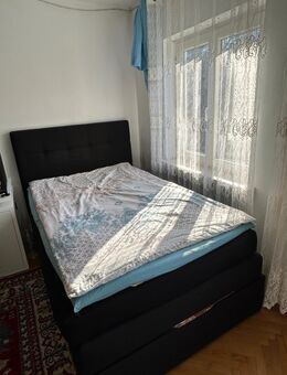 Einzelbett - München Berg am Laim