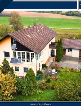 Wohnraum und Landwirtschaft vereint: Mehrfamilienhaus mit Baugrundstück und Ackerflächen - Markt Taschendorf