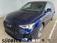 Audi Q3, Sportback 45 TFSI e S line, Jahr 2021 - Cloppenburg