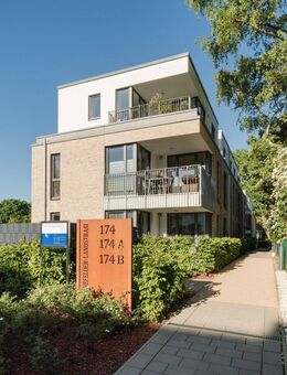 3-Zimmer-Endetagenwohnung (Neubaucharakter) in grüner und ruhiger Lage von Hamburg-Iserbrook - Hamburg