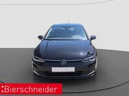 VW Golf, 1.5 8 eTSI ERGO SITZ, Jahr 2022 - Greding