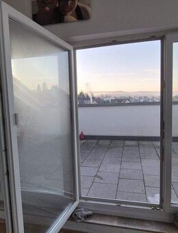 Große 3-Zimmerwohnung mit Dachterrasse und Tiefgaragenstellplatz - Aalen