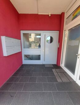 SOLLER - IMMOBILIEN Modernisiertes Wohn- und Geschäftshaus in Bremen-Vegesack – Sagerstraße - Bremen