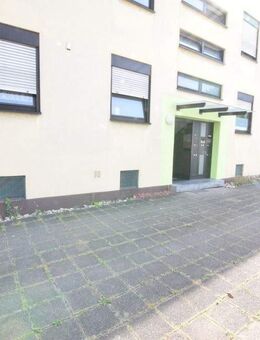 Frisch renovierte Wohnung mit Balkon in ruhiger Lage - Viernheim