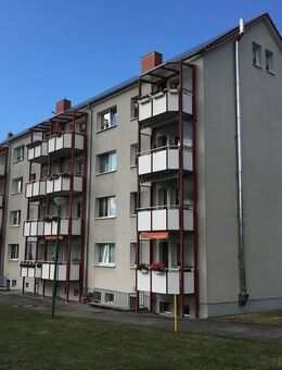 4-Raumwohnung mit Balkon und Stellplatz - Hörselberg-Hainich