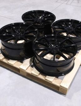 Set-CVR#17 – Japan Racing CVR4 Felgenset - Neuhaus (Inn)