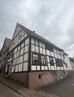 Historisches Fachwerkhaus mit viel Potenzial im Herzen von Blomberg - Blomberg (Nordrhein-Westfalen)