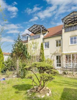 Raumwunder: 4-Zimmer-Maisonette-Gartenwohnung mit 37 m2 Zusatzzimmer in Wohnqualität - München