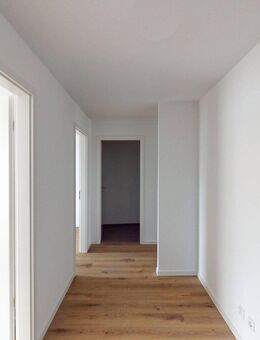 4-Zimmer-Neubauwohnung mit besonderes geräumigen Schnitt - Villingen-Schwenningen