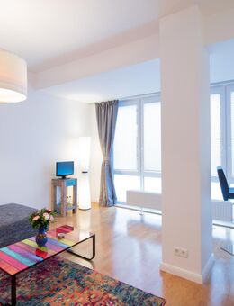 Exklusives Wohnen / Arbeiten in St. Georg inkl. Stellplatz - Hamburg