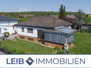 Gepflegter Bungalow mit großem Wintergarten in Ahorn-Ortsteil - Ahorn (Bayern)