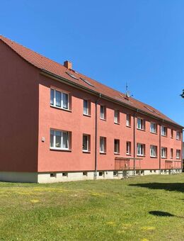 Ihre sanierte 3-Zimmerwohnung mit neuer EBK & 2 Stellpl. Provisionsfrei - Schorfheide