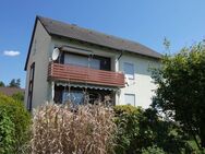 Vermietetes Zwei-Familien-Wohnhaus mit Doppelgarage - Vilseck