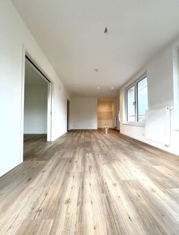 Attraktive 2-Zimmer-Wohnung zur Miete im Zentrum von Zingst mit Balkon und Fahrstuhl - Zingst (Ostseebad)