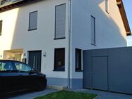 Erstbezug - Großzügig geschnittene 3 Zimmer Wohnung in Bonn-Duisdorf mit Terrasse und Gartennutzung - Bonn