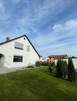 Gepflegtes Einfamilienhaus mit großem Garten nahe Landshut - Kumhausen