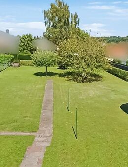 Charmantes Zweifamilienhaus auf großem Grundstück in Laubach-Ruppertsburg - Laubach (Hessen)