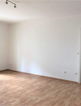Helle 2-Zi. Wohnung mit Balkon in Erlangen nahe Siemens Campus / Wohnung kaufen - Erlangen