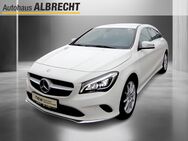 Mercedes CLA 180 Shooting Brake, Score Urban, Jahr 2016 - Brandenburg (Havel)