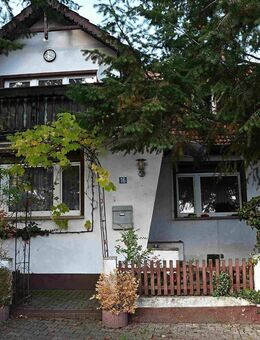 Zu sanierendes Einfamilienhaus in ruhiger Lage in Sangerhausen OT Wettelrode - Sangerhausen