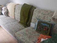 Sehr gut erhaltenes Sofa abzugeben - Kirchheim (Teck)