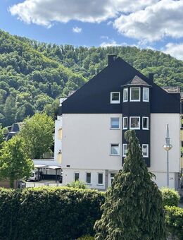 Moderne 4-Zimmer-Wohnung in zentraler Lage von Bad Ems - mit zwei Balkonen, Einbauküche und Garage - Bad Ems