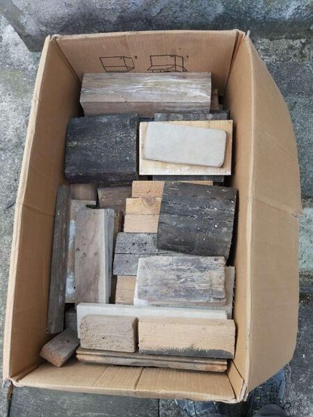 Holz-Bastler-Sortiment, 1-Karton voll, unsortiert - Simbach (Inn) Zentrum