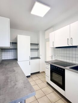 KL-West - attraktive Wohnung mit 3 Zimmer, Küche, Bad, 2 Balkone - Kaiserslautern