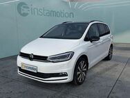 VW Touran, 2.0 TDI Highline 4xSHZ, Jahr 2024 - München