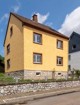 IHR NEUES ZUHAUSE! Charmantes Haus mit Charme und großzügigem Grundstück - Aarbergen