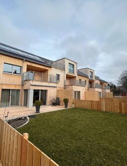 NACHHALTIG WOHNEN, ENDLOS WOHLFÜHLEN - 2-Zimmer-Neubau-Wohnung im EG mit Gartenanteil - Memmingen