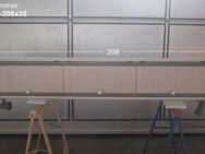 Dethleffs Oberschrank mit 3 Klappen gebraucht ca 208 x 35 x 32 (aus RM3 NewLine) lichtgrau/hell - Schotten Zentrum