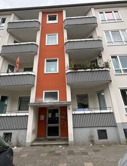 3 Zimmer-Wohnung mit Balkon und Wannenbad in zentraler, verkehrsberuhigter Lage - Elmshorn