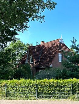 Einfamilienhaus, großzügiger Garten, Sauna und Ausbaupotenzial - Tespe