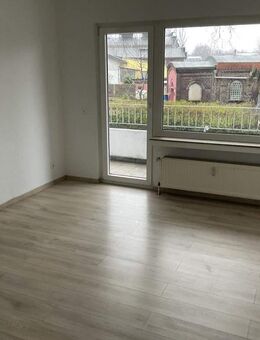 2-Zimmerwohnung im Erdgeschoßß mit Balkon und ebenerdiger Dusche - Herne