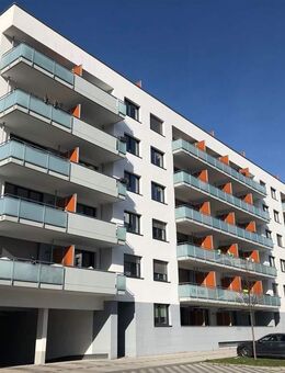 Schöne 4-Zi.-WHG Böblingen Flugfeld, 2 Bäder, Abstellraum, EBK, 2 Balkone inkl. 2 TG-Stellpl. - Böblingen