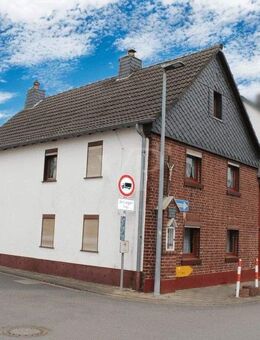 Bauernhaus mit Charakter und Innenhof im Kern von Weilerswist - Weilerswist