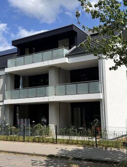 Moderne Penthousewohnung in Eschweiler mit Stellplatz - Heizkosten inkl. dank PV & Wärmepumpe - Eschweiler