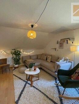 Dachgeschosswohnung mit gemütlichem Ambiente inkl. Garten und Terrasse - Kitzingen