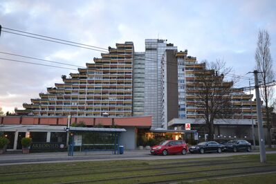 Bogenhausen - Pharaohaus 1 Zimmer Wohnung mit Balkon