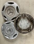 3 Mercedes Radkappen in 88471