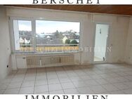 4-Zimmerwohnung mit Einbauküche und 2 Balkonen in gepflegtem Mehrfamilienhaus - Obertshausen