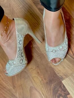 1 Paar festliche Peeptoes Highheels gold/silber Gr. 40 Le Havre Paris zu verkaufen 🤩 Pumps Damen - München