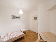 Schönes Zimmer in Co-Living-Apartment in München - München