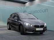 BMW 218 Active Tourer, , Jahr 2018 - München