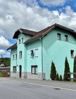 Großzügiges Wohnhaus zentral in Spiegelau ! - Spiegelau