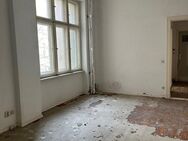Sanierungsbedürftiges Studio Apartment mit separater Küche +frei+ - Berlin