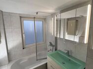 Stadtzentrale,moderne 2 Zimmer Dachgeschosswohnung, renoviert,hell,gemütlich und bezugsfertig - Lüdenscheid