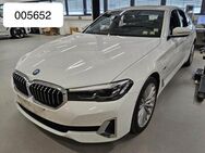 BMW 545 e xDr Luxury LED CockpProf ACC+Spur Glasdach - Steinbach-Hallenberg